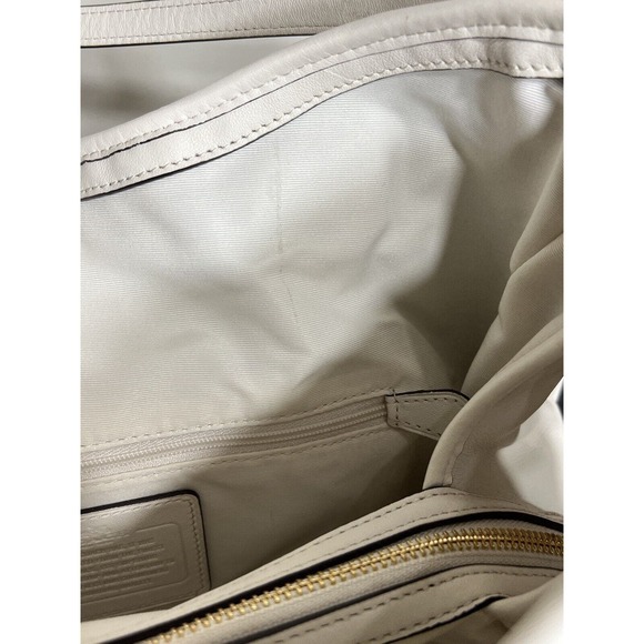 Coach Carlyle Shoulder Bag Signature Jacquard Leather Chalk White Purse 56221 - Picture 13 of 14